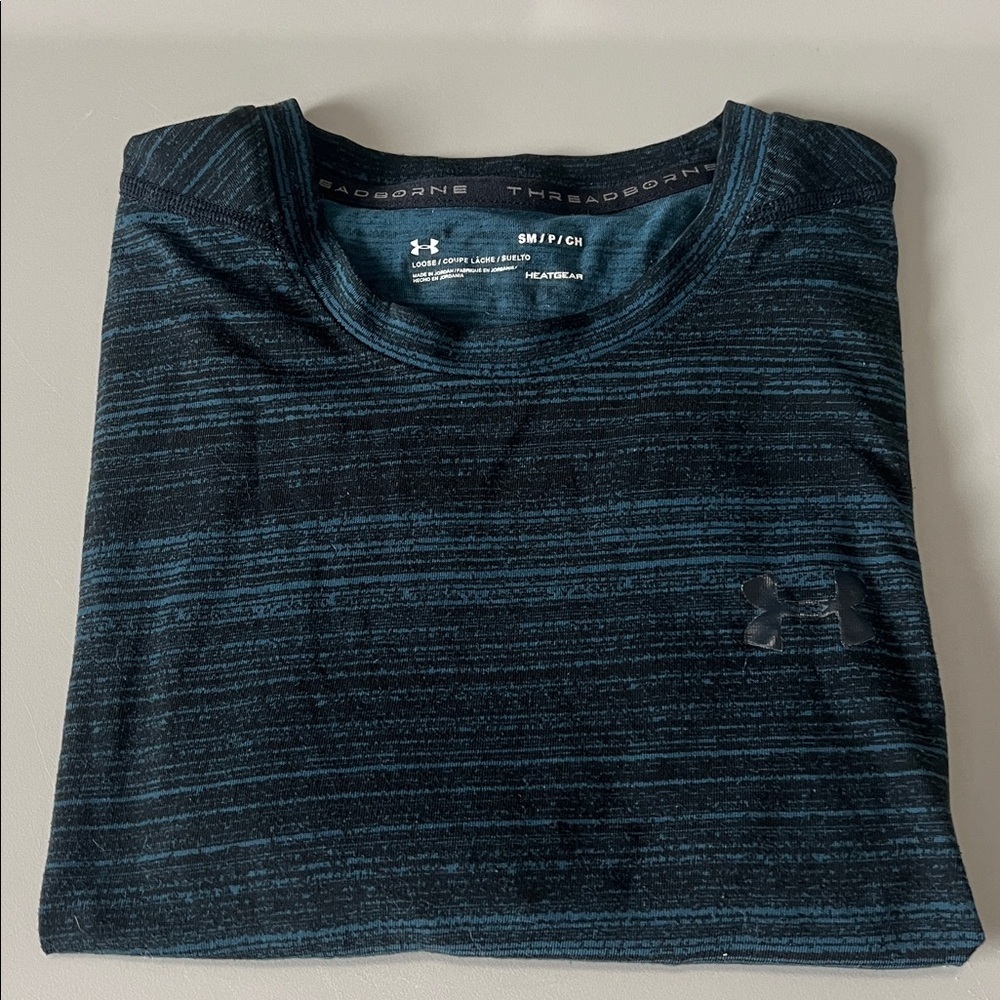 Under Armour Loose Fit Blue/Black Short Sleeve TShirt Size Small